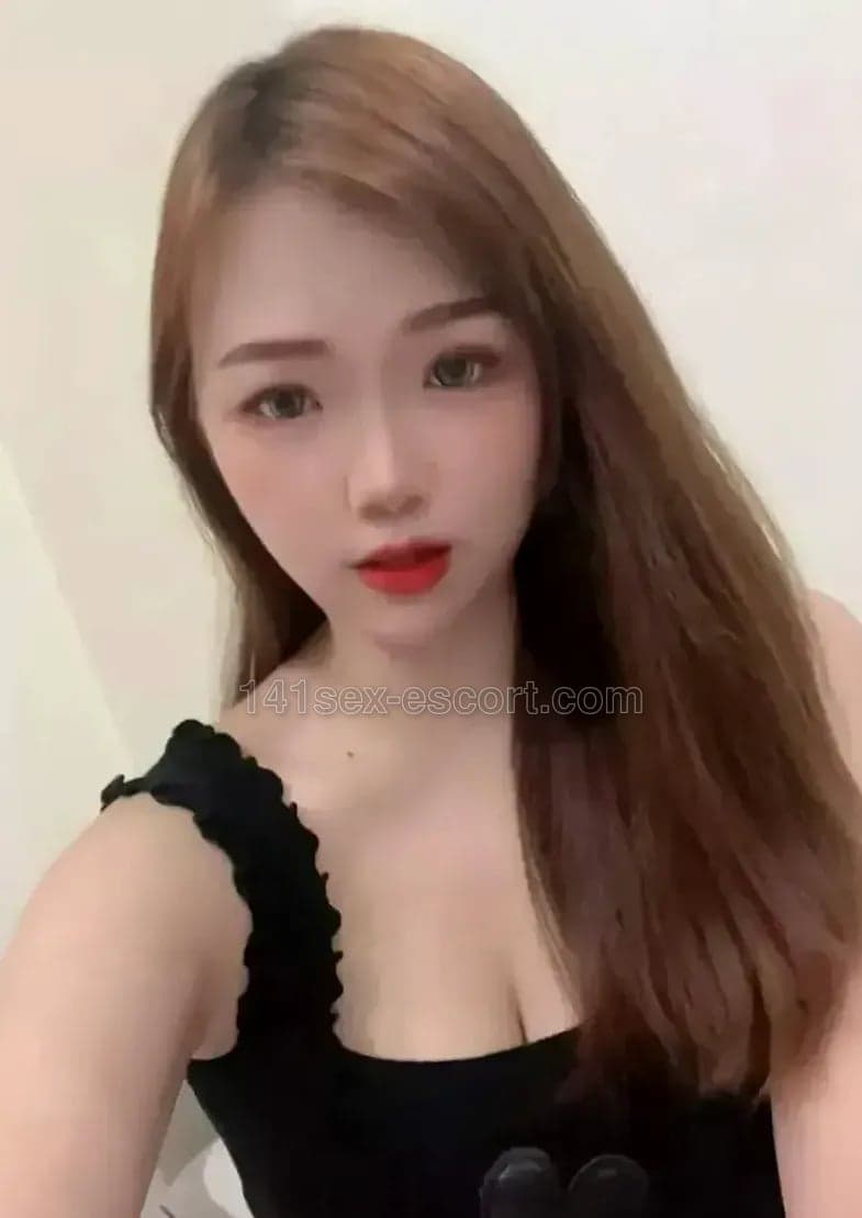 鬆一鬆, 26, Hong Kong — Chinese (photo 4 of 6)