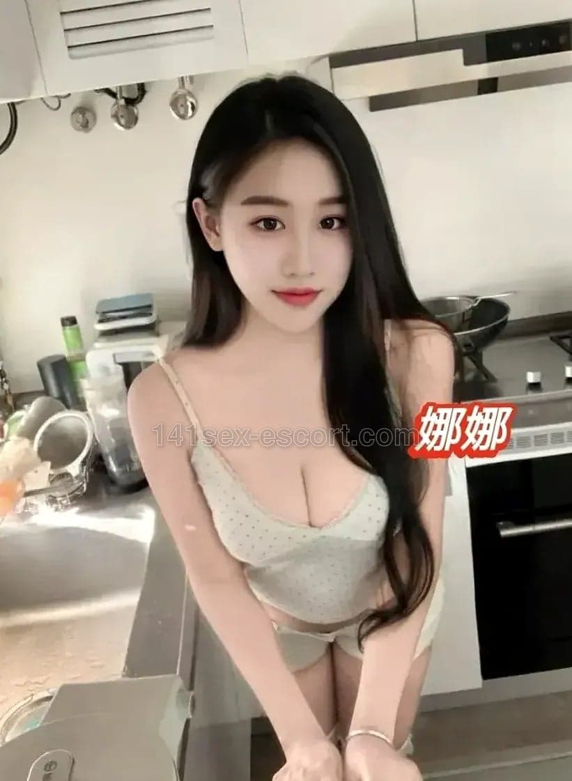 金百合，18歲，香港（相片 1/12）
