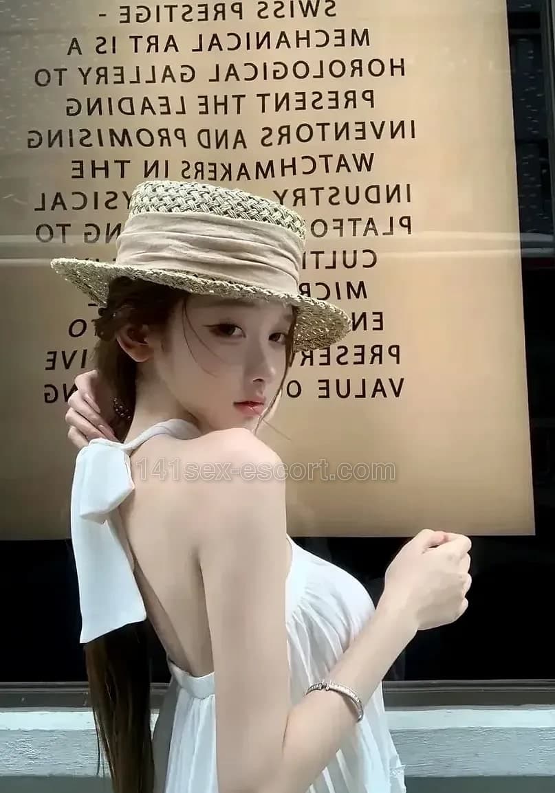官塘 FC美女集中營, 20, Hong Kong — Chinese (photo 4 of 4)