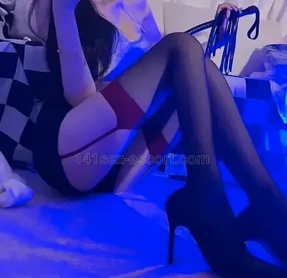 女王指令不容違抗，女王狠勁十足，調教後P3猛攻，靈魂被徹底榨… (1)