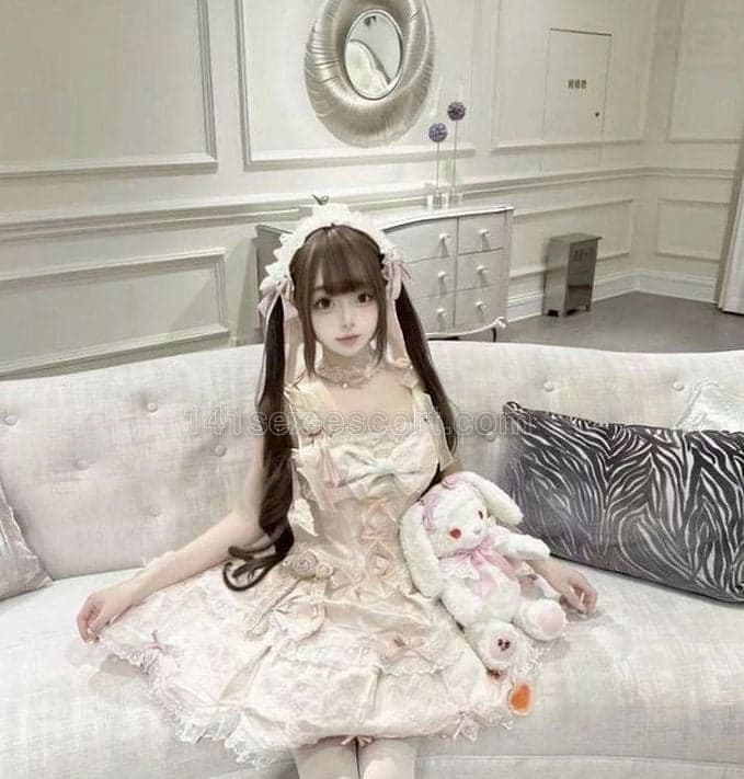 潮吹清純初做 大學生棉花糖 · 超級無敵幼幼,高挑長腿加大波,幼幼真係唔同,鮑魚特別緊窄又自然水,令人回味! (1)
