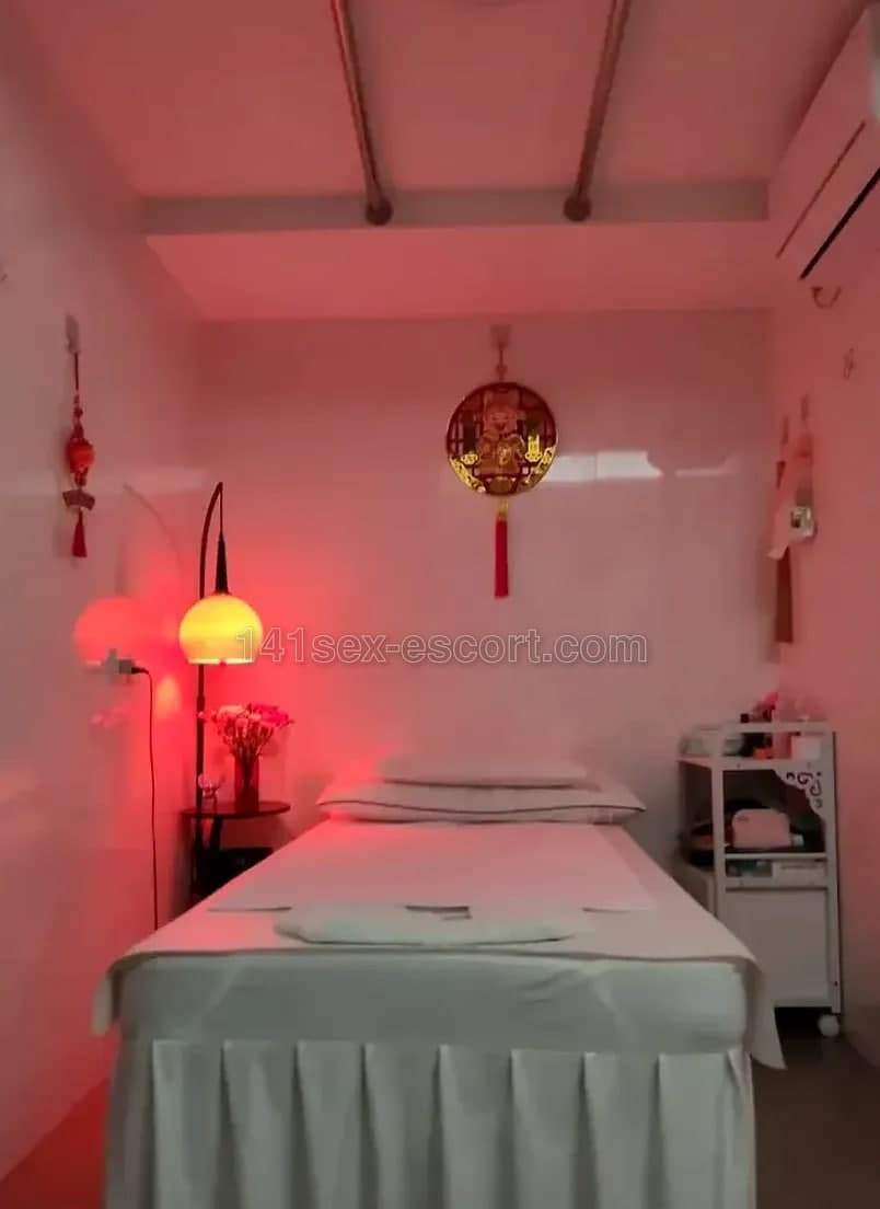 咸湿瘦底按摩师波波, Hong Kong (photo 5 of 6)