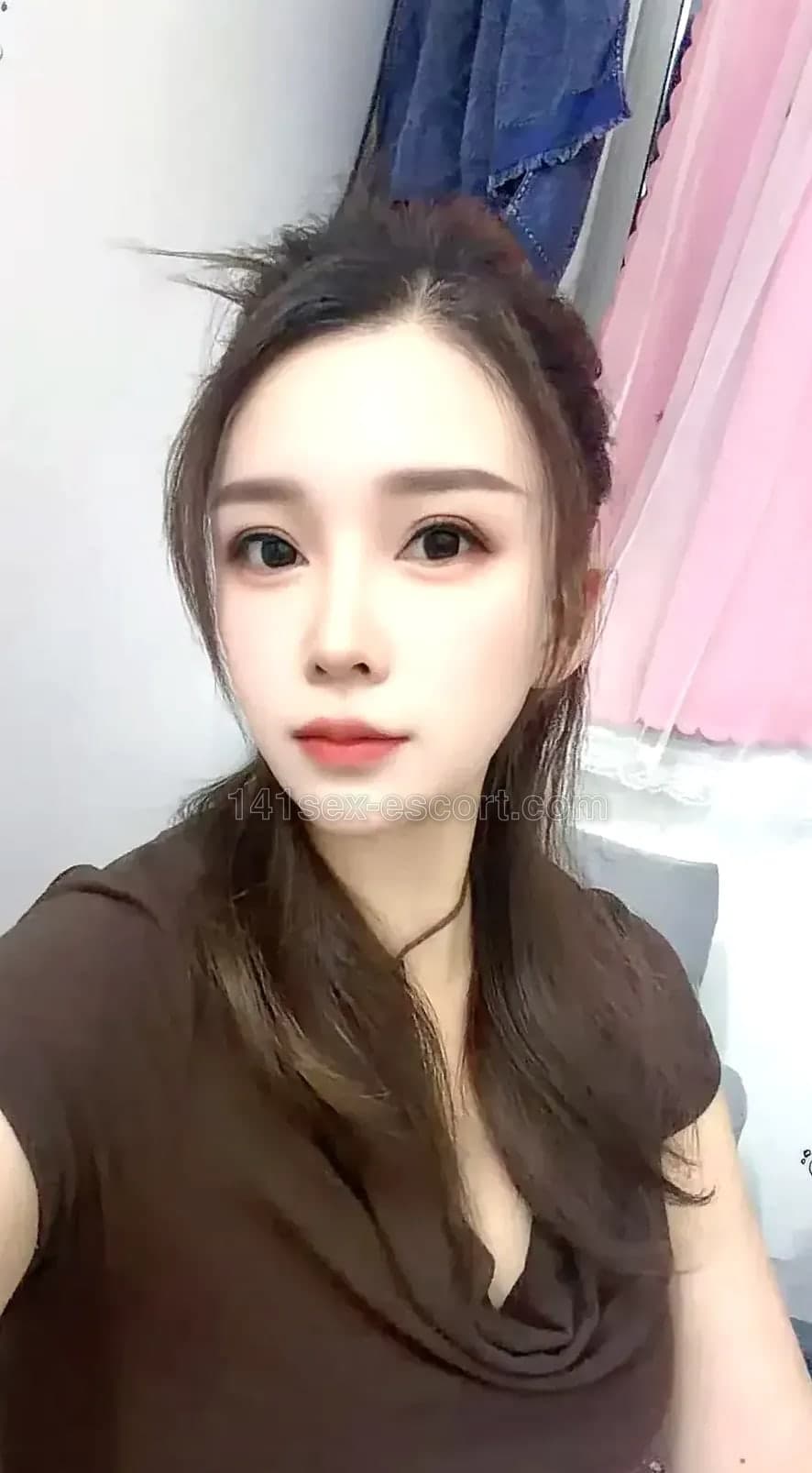 淼淼, 25, Hong Kong — Chinese (photo 4 of 6)