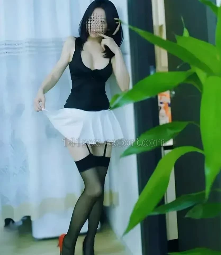 LISA 撚雀聖手控高潮，香港（相片 3/12）