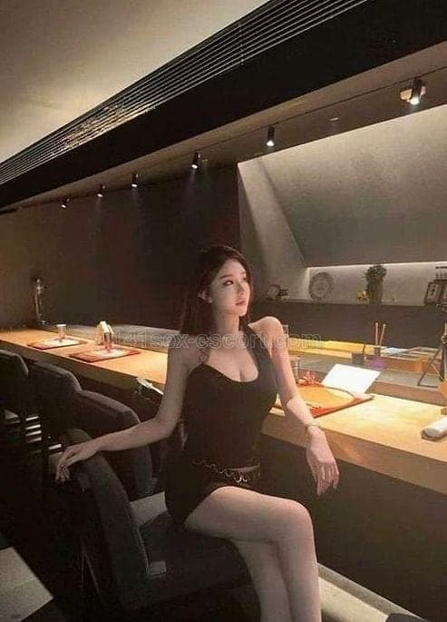 莉莉上海妹 緊窄多水無套內射 值得推介 (2)