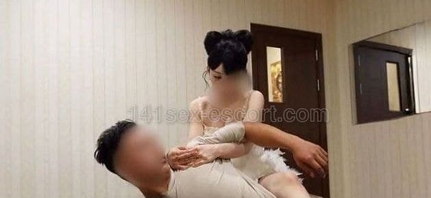 師兄玩到唔識起身 (1)