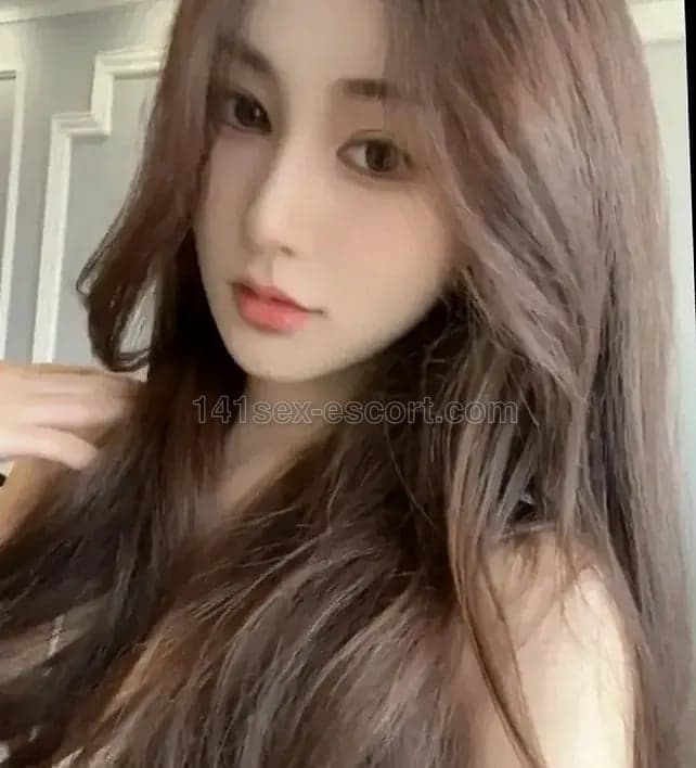 FairySpaAna，19歲，香港（相片 2/11）