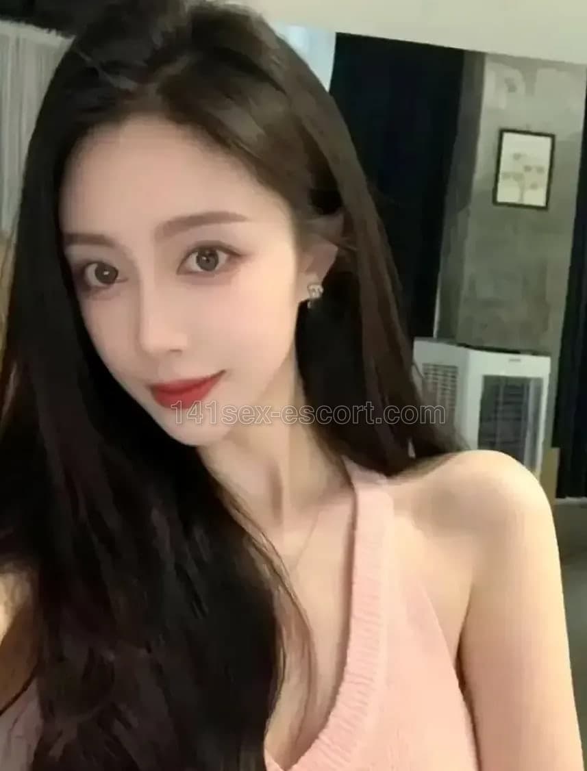 上海妹:莉莉 無套內射，23歲，香港（相片 2/12）