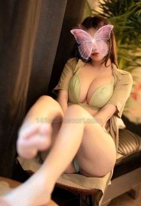 Tiffany 無論顏值同身材都係呢個價位嘅上乘之選 (1)