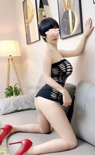 銅鑼灣Mimi，對手亂摸唔嬲，睇完唔好話我冇單聲！ (1)