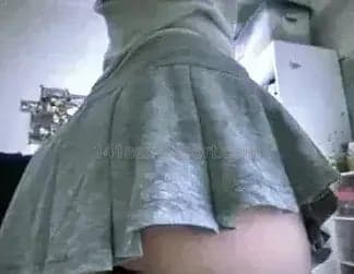 口爆69顔射索爆白嫩巨乳，19歲，香港（相片 4/12）