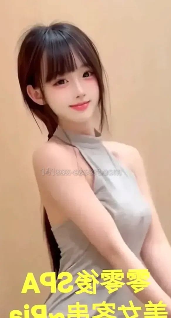 零零後SPA，19歲，香港（相片 2/12）