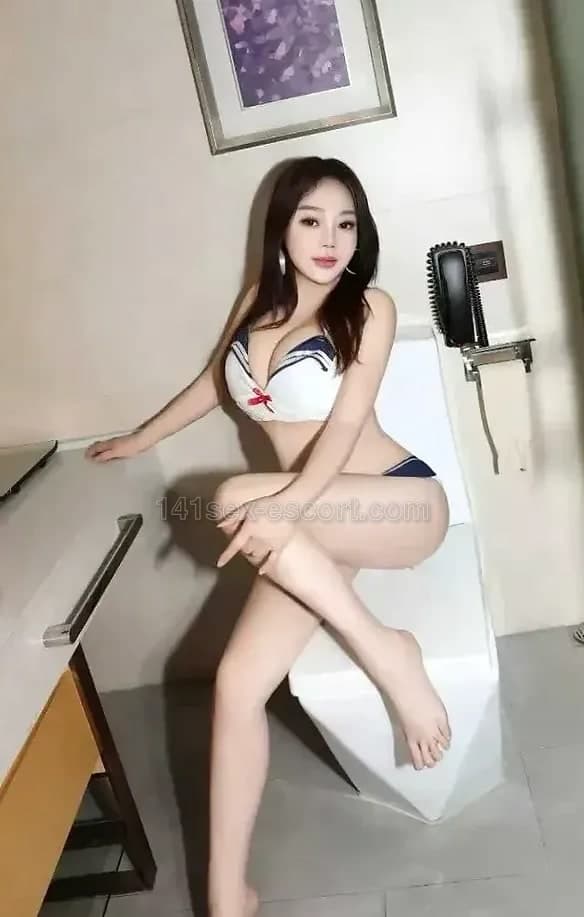 大波靚女OL按摩全套 可樂, Hong Kong — Chinese (photo 6 of 12)