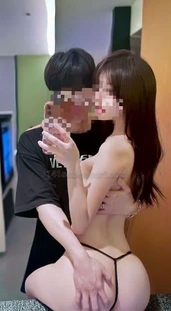 Youyou · 對燈真係贏九條街! 真係一個美好嘅夜晚！ (1)