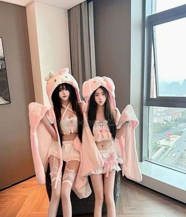 【141報告】套餐A $888 / 60分鐘 上門 美少女模特兒 大奶牛學生妹 全套超爽 (1)