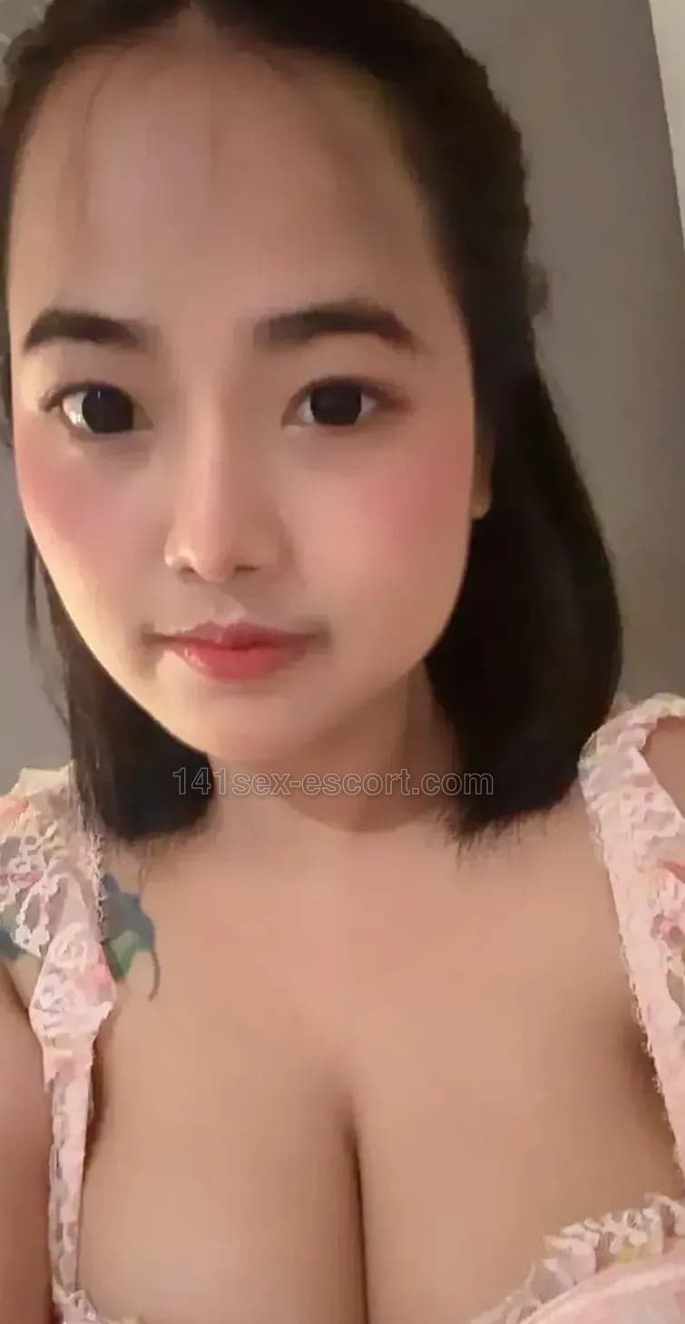 大埔房新到大波泰妹，23歲，香港 — 泰國（相片 2/9）