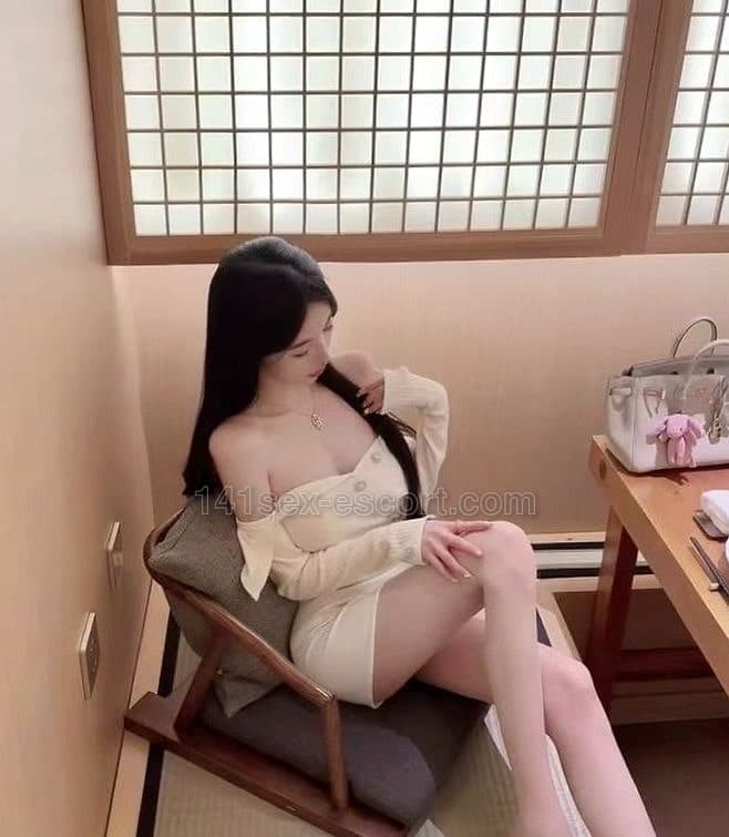 19後生CoCo，19歲，香港 — 中國（相片 3/10）