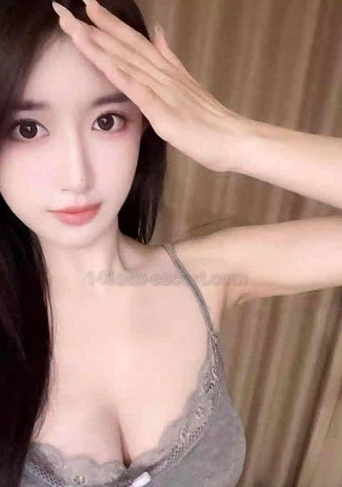 上海新妹莉莉 粉嫩無套內射 爽翻天實測 (2)