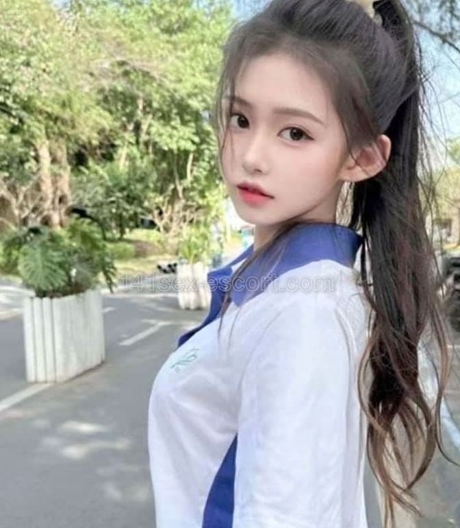 baby剛開苞初做小妹，香港 — 中國（相片 2/4）