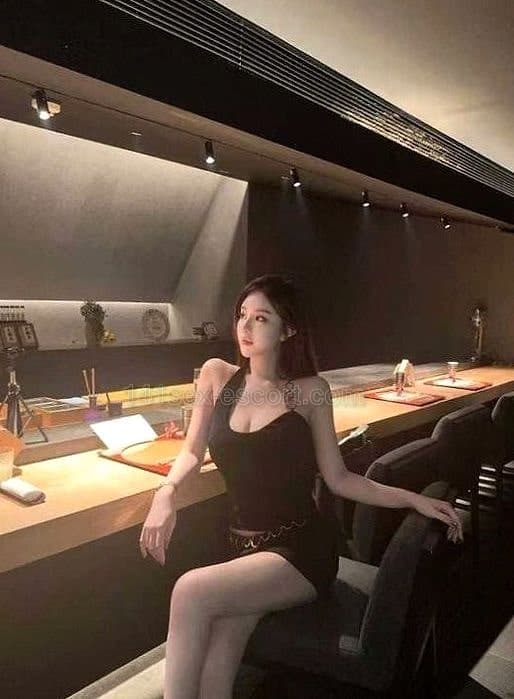 大推上海妹莉莉！全套無套可內射 小穴又緊又濕 400蚊玩到爽 (3)