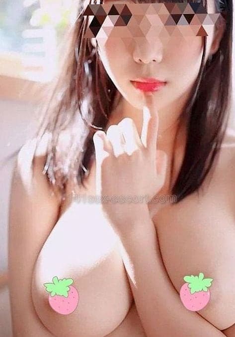 轉運神器❤️大車69口爆夢露，E級大波蕩乳，視覺享受 (1)