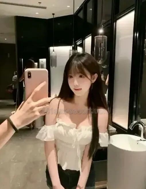 【18歲純到爆 小愛】$500/60分 極品清純反差上門體驗報告 (1)