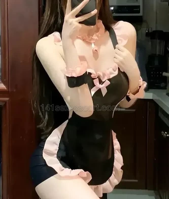 口爆69顔射索爆白嫩巨乳，19歲，香港（相片 2/12）