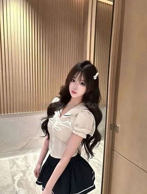 高端靚幼 高質長腿大波模特兒, 18, Hong Kong — Chinese (photo 7 of 8)