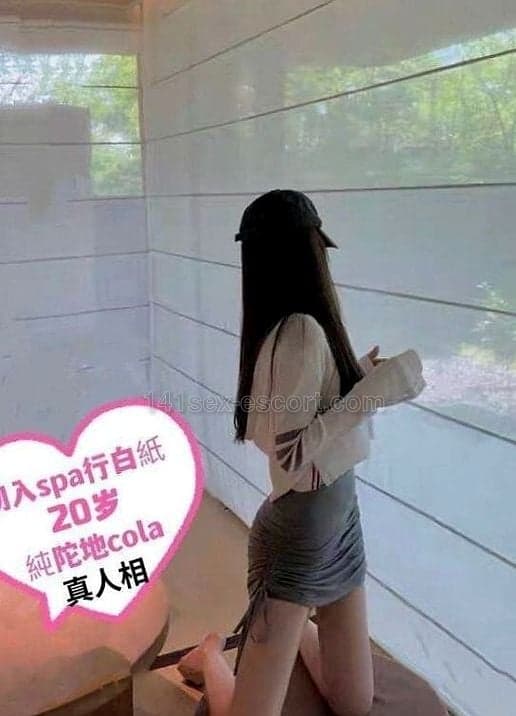 佢好認真幫我按，但真係唔算好識，幼幼都唔會要求好多，反而傾起上來幾有GFF，幾好傾 (1)