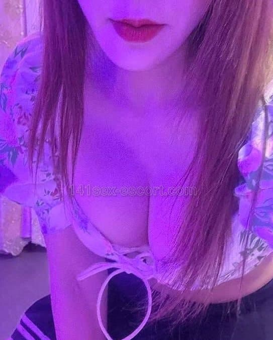 台灣靓模Lily · 長髮氣質女神,神級簫技的新女,爆的好爽，回味無窮！ (1)