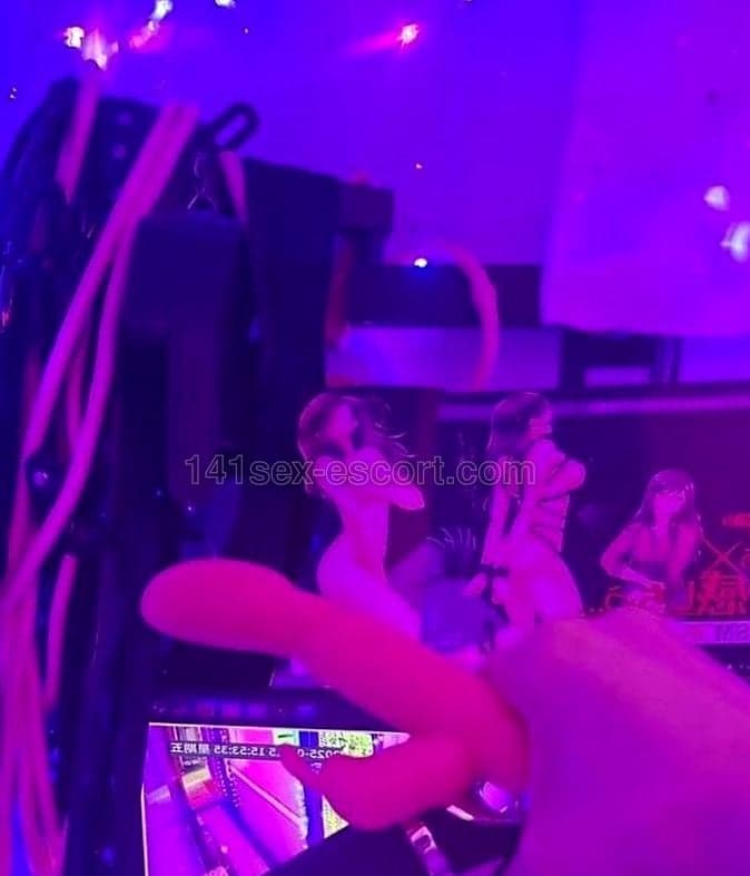 顏射小公主，香港 — 中國（相片 2/12）