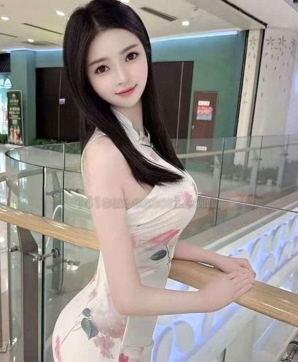 佳佳 · 【觀塘核彈級隱藏】600蚊90分鐘菲菲D杯全套通到爆，晨勃即刻返20歲，兄弟們今晚飛車未？ (1)