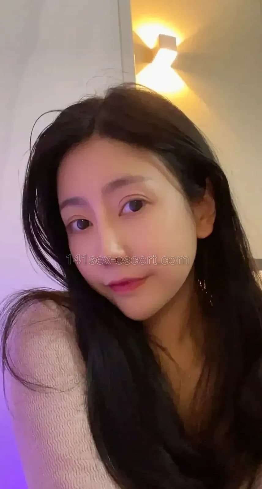 米儿, 22, Hong Kong — Chinese (photo 6 of 8)