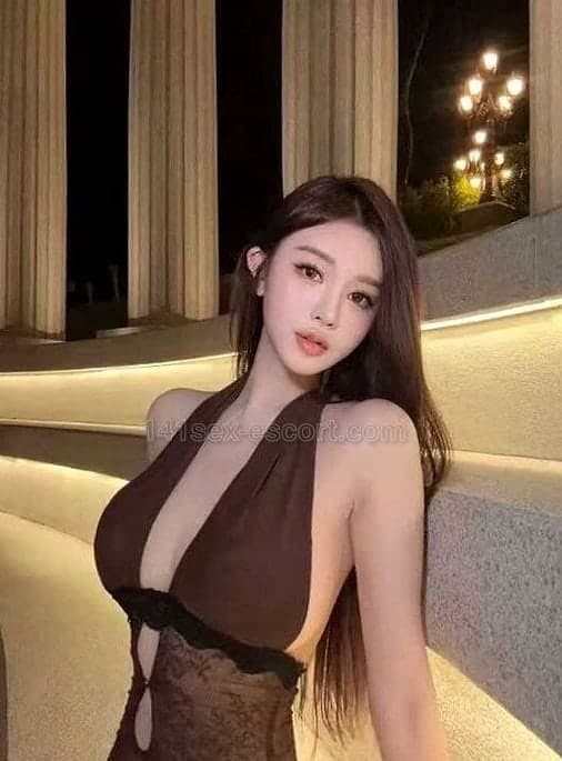 莉莉上海妹 緊窄多水無套內射 值得推介 (3)