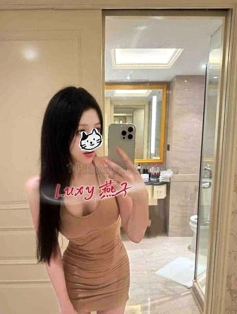 燕子好似我嘅初戀女朋友，第一次體驗呢個價錢真係抵到爆。 (2)