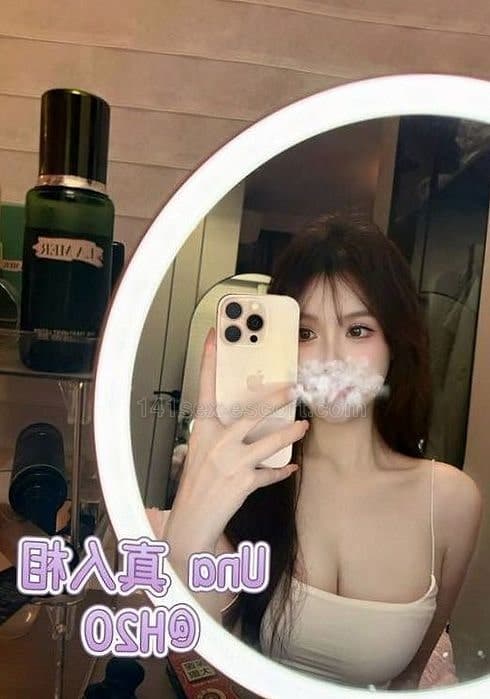 我竟然喺ErosSpa食到件香港純陀 (Una)，真係邪骨界嘅清泉，純天然靚女，瘦底大波，仲要聽教聽話 (1)
