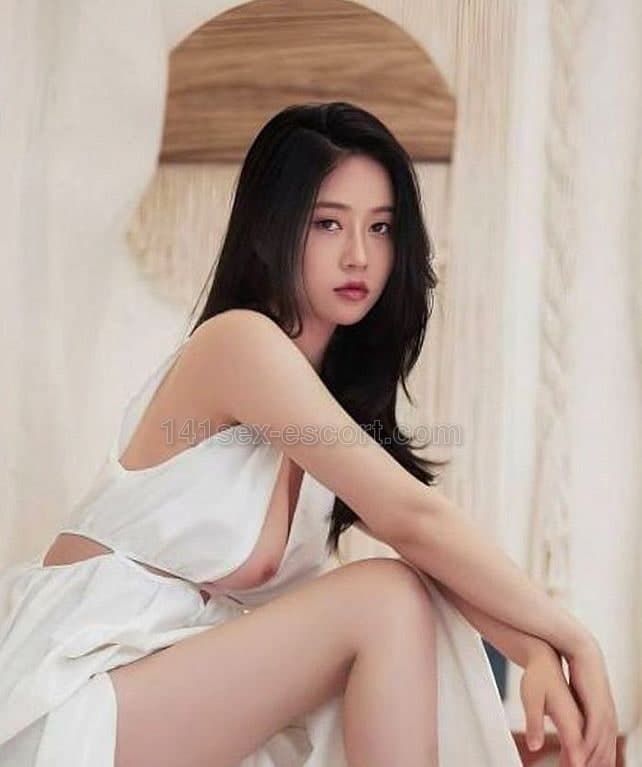 丽莎，28歲，香港 — 中國（相片 1/9）