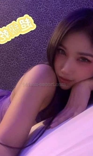 超級乾足浴 · 食 Airi 真係正確選擇！ 開門後見佢好開心 (1)