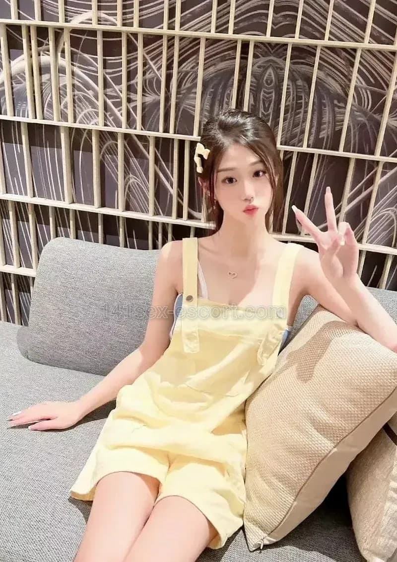 GG027大波高妹, 20, Hong Kong — Chinese (photo 4 of 6)