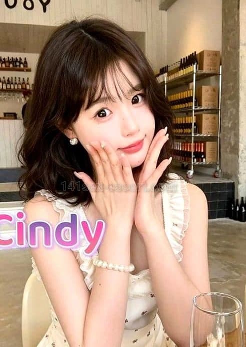 中環新場新女，白紙聽話任玩，仲射到佢一腳都係 (2)