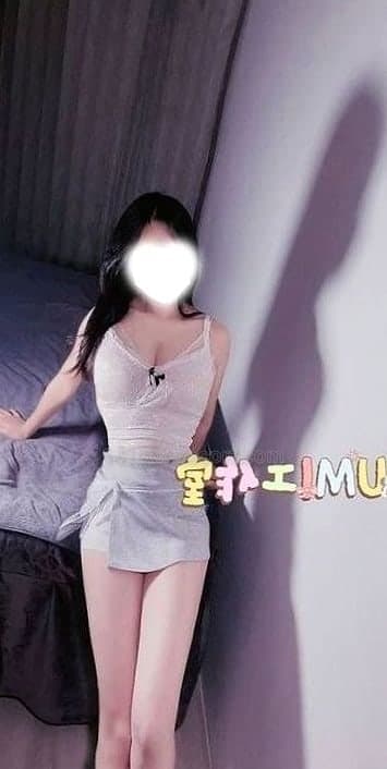 Lucky真心無得輸。樣子甜美、流利廣東話（同香港人冇分別），超級痴纏女友feel (1)