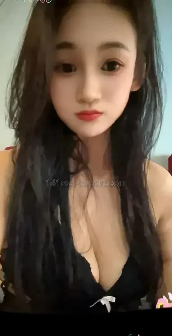 蘭蘭，26歲，香港 — 中國（相片 6/9）