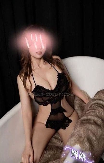 🌟大波巨無霸桐桐，港式Nuru簫塞乳豐中，掂爆～～ (1)