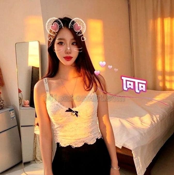 鐘意甜美奔放妹妹嘅快來！可可34D牛乳+粉嫩隧道爽爆 (1)
